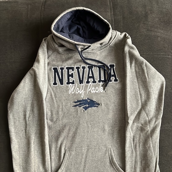 UNIVERSITY OF NEVADA UNR COLLEGIATE WOLF PACK EMBROIDERED COW NECK SWEATSHIRT - Picture 3 of 5